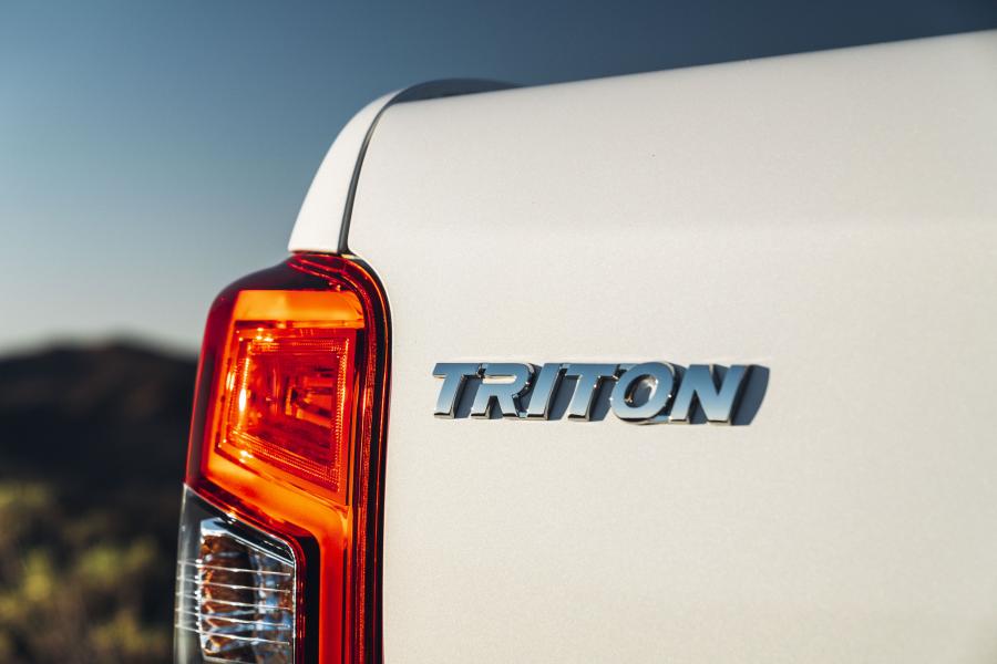 Логотип Mitsubishi Triton GLS Double Cab 2019 года  (AU) (фото 13 из 19)